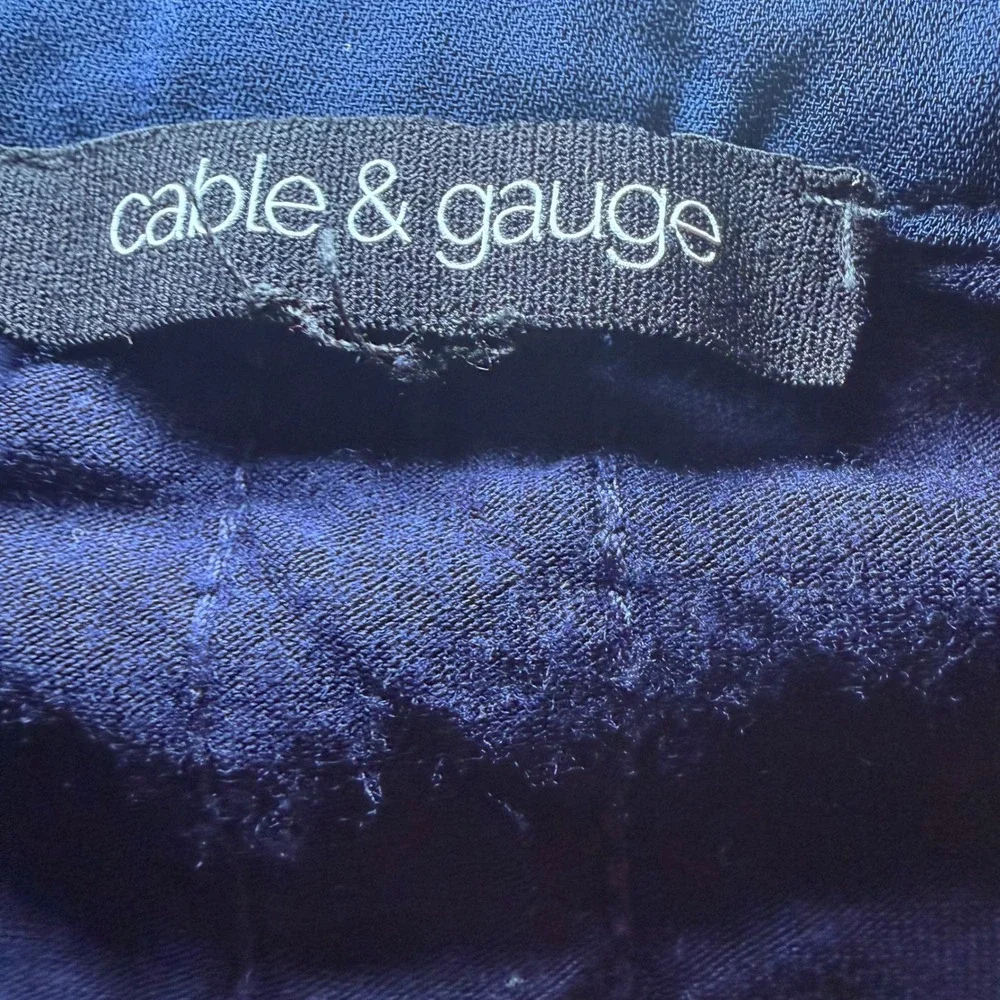 Cable & Gauge Blouse Womens XL Navy Blue Good Button Back V-Neck Short Sleeve - Picture 5 of 9